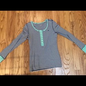 Vineyard Vines long sleeve t